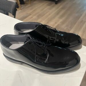 Bates Glossy Black Men's Oxfords